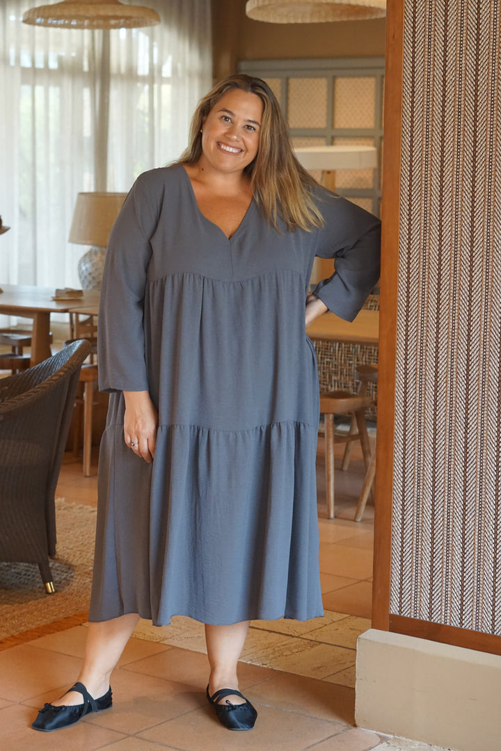 VESTIDO CAPE GRIS
