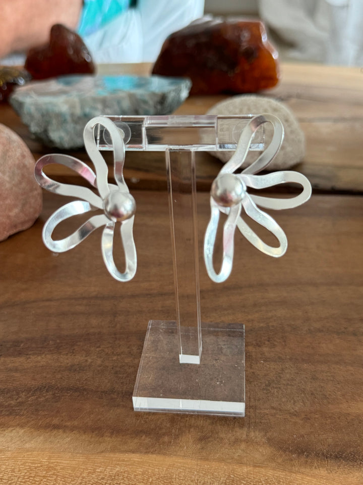 PENDIENTES FLOR PLATEADO