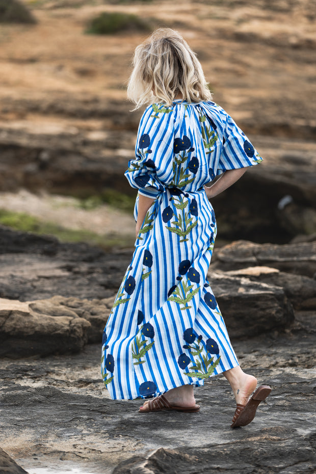 VESTIDO TERRENAS CELESTE RAYAS
