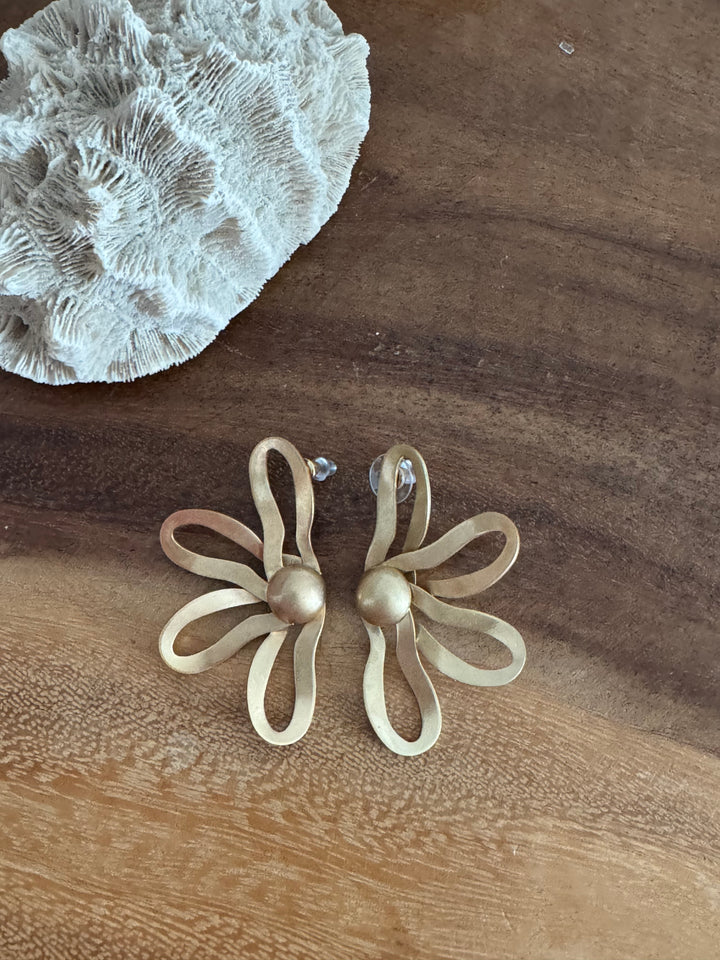 PENDIENTES FLOR DORADO