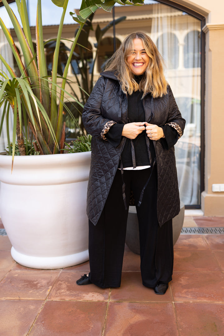 ABRIGO COZY NEGRO