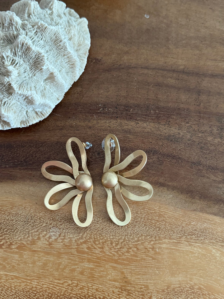 PENDIENTES FLOR DORADO