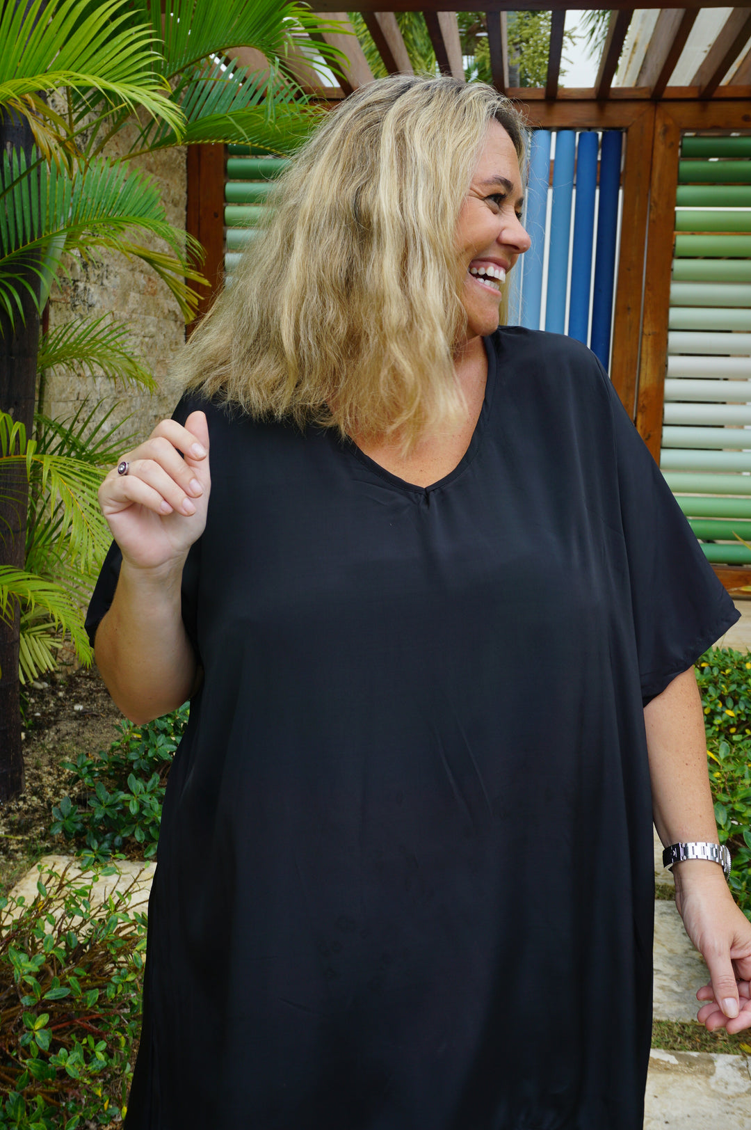 VESTIDO NEIBA NEGRO