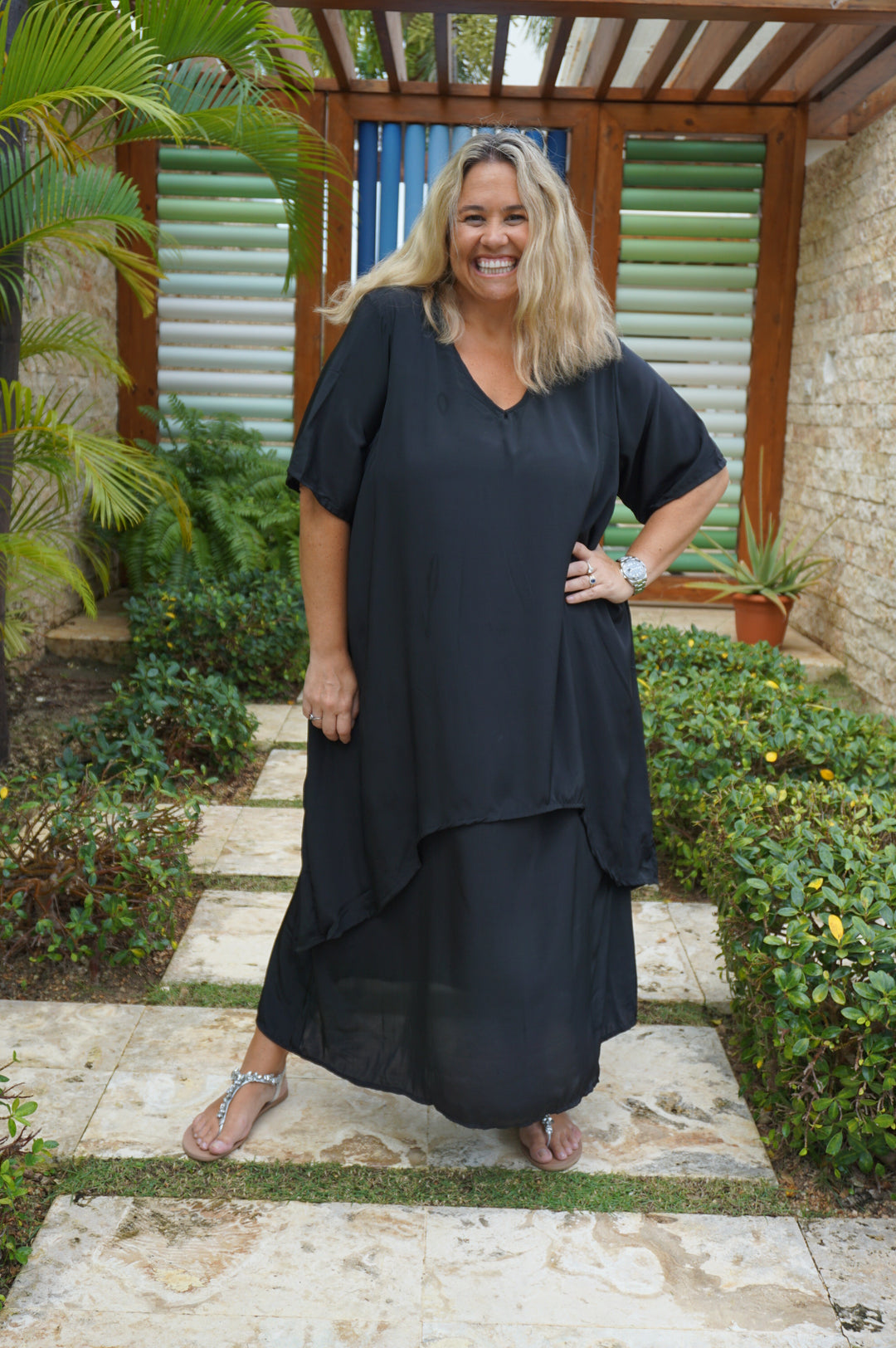 VESTIDO NEIBA NEGRO