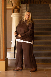 CONJUNTO SWAN MARRÓN