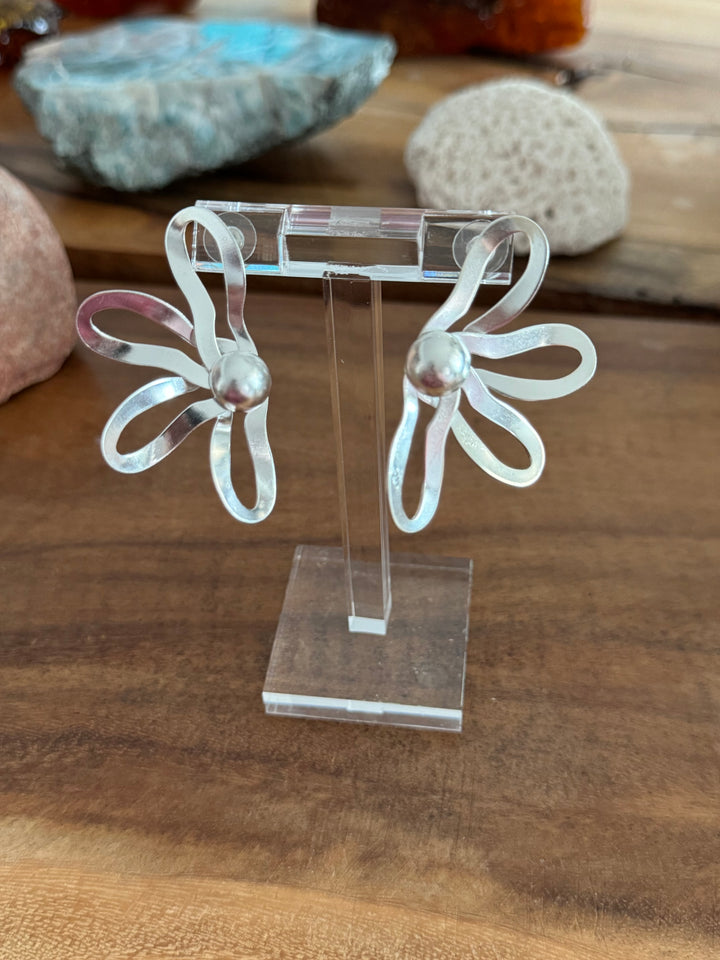 PENDIENTES FLOR PLATEADO