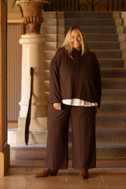 CONJUNTO SWAN MARRÓN