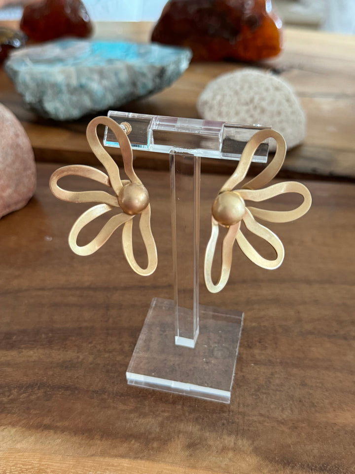 PENDIENTES FLOR DORADO