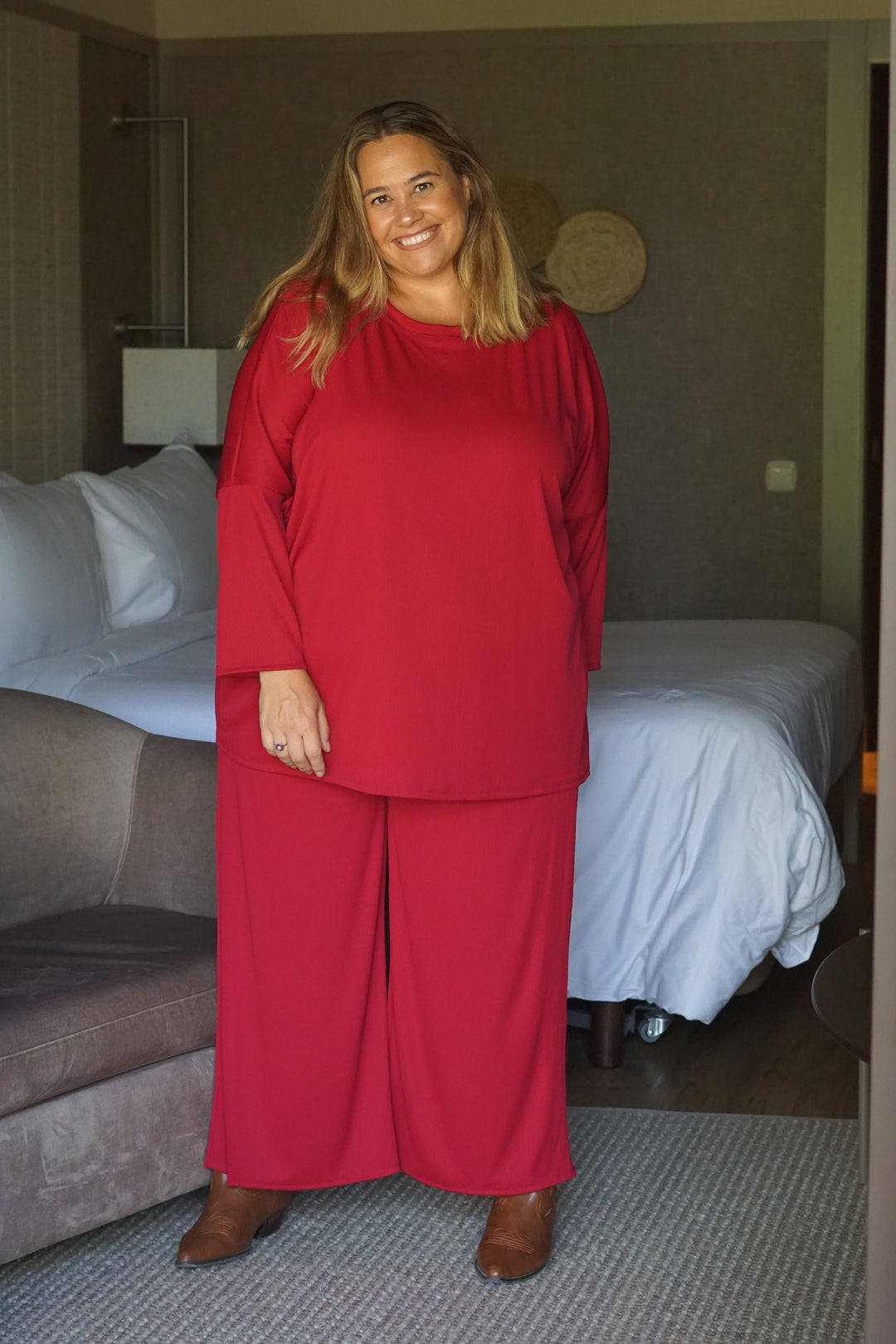 CONJUNTO YIX ROJO