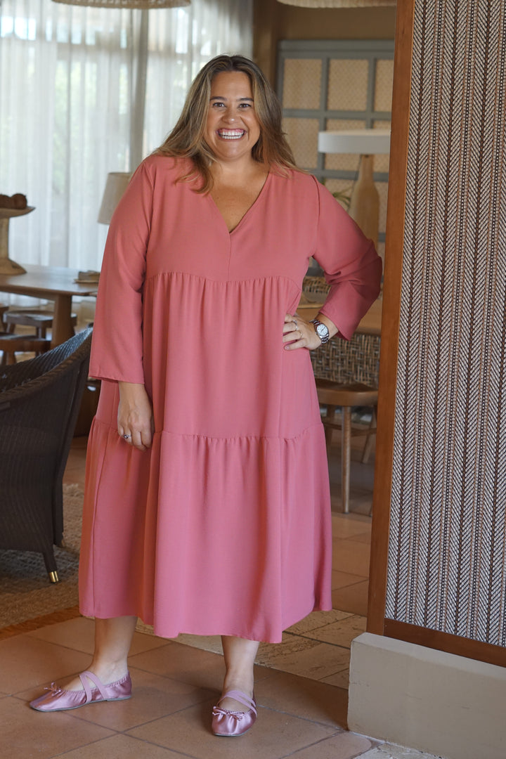 VESTIDO CAPE COLORETE
