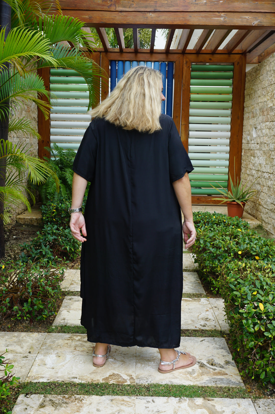 VESTIDO NEIBA NEGRO
